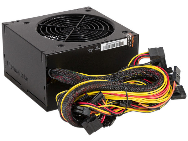 Fuente de Poder Thermaltake TR2 600W| 600W | 24-pin ATX | 120 mm | No Modular | Negro | TR-600CUS