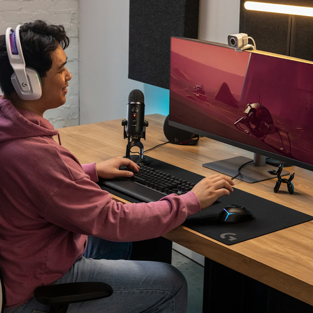 Mouse Gamer Inalámbrico Logitech G G502 X PLUS | Hasta 130 Horas de Batería Recargable | 100 a 25600 DPI | Sensor Óptico HERO 25K | 106 g | 13 Botones Programables | 2.4GHz | RGB | Negro | 910-006161